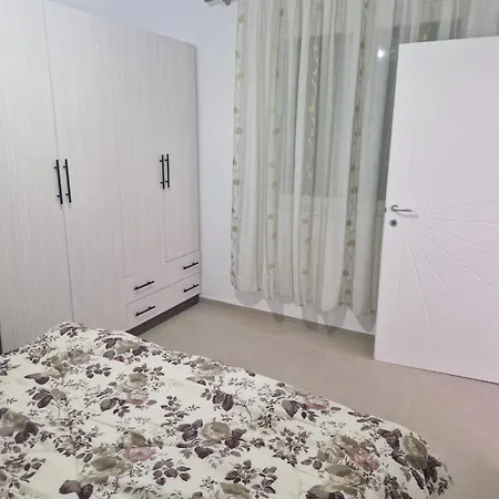 Tirana Holiday home